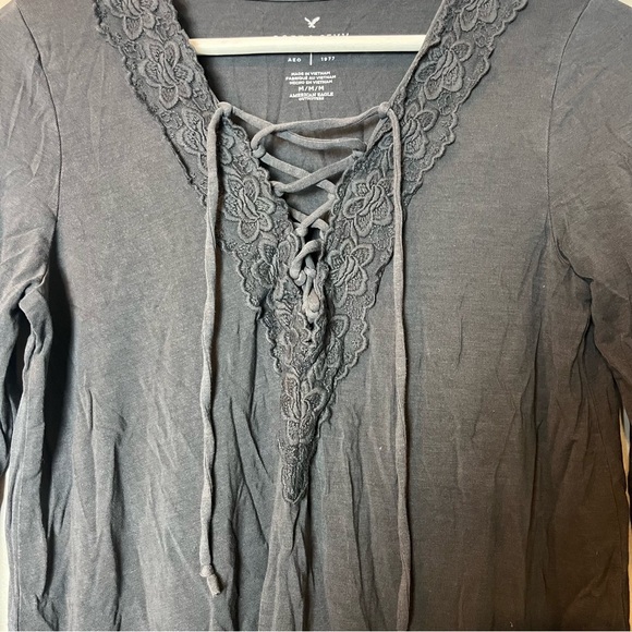 American Eagle Outfitters Soft & Sexy V-Neck Lace Up Long Sleeve Tee Med - Picture 4 of 6